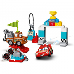 10924 LEGO® DUPLO DISNEY ZYGZAK MCQUEEN NA WYŚCIGACH