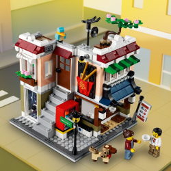 31131 LEGO CREATOR 3W1 SKLEP Z KLUSKAMI W ŚRÓDMIEŚCIU