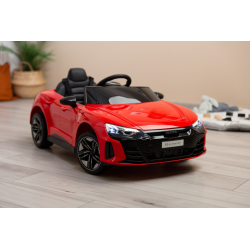 POJAZD NA AKUMULATOR AUDI E-TRON NAPĘD 4X4 PILOT CZERWONY