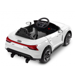 POJAZD NA AKUMULATOR AUDI E-TRON SPORTBACK PILOT CZERWONY