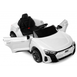 POJAZD NA AKUMULATOR AUDI E-TRON SPORTBACK PILOT CZERWONY