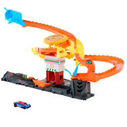 HTN81 HOT WHEELS ODJAZDOWA PIZZA ATAK KOBRY TOR
