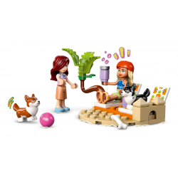 42641 LEGO FRIENDS PRZYGODA Z SURFUJĄCYMI PSAMI I SKUTEREM