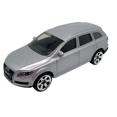 926201 MSZ SAMOCHÓD AUDI Q7 SREBRNY POJAZD  MODEL 1:64