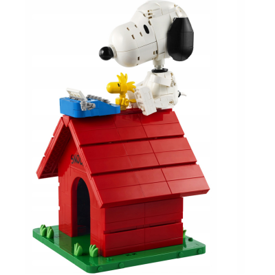 21368 LEGO IDEAS FISTASZKI: BUDA SNOOPY'EGO 2026