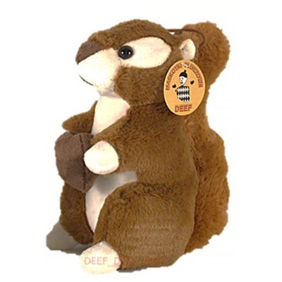 226097 DEEF MASKOTKA PLUSZAK WIEWIÓRKA Z ORZESZKIEM 20 CM 2 KOLORY